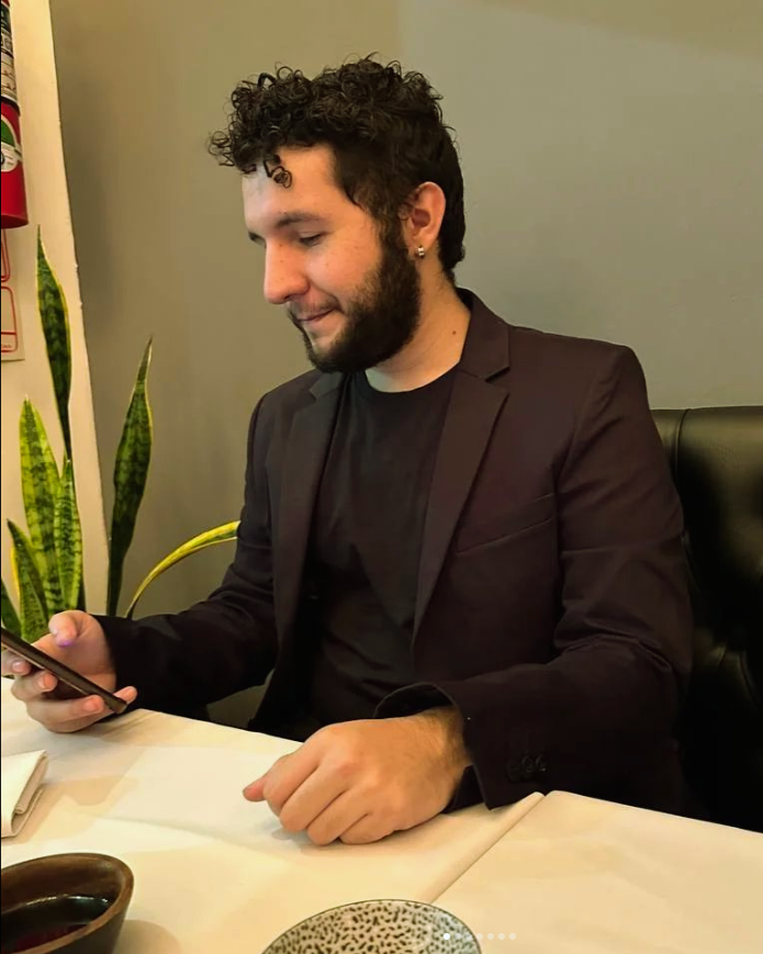Matias Alejandro Bett, programador independiente y creador de Bettech